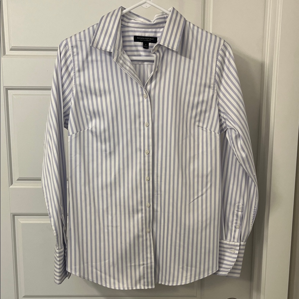 Banana Republic Blue and White Striped Button-Down Shirt
